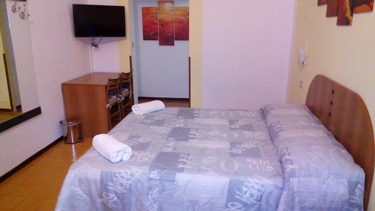 Hotel Tirreno — Foto 2